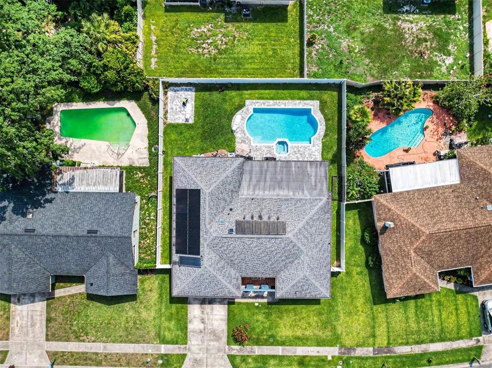 En Venta: $575,000 (4 camas, 2 baños, 1943 Pies cuadrados)