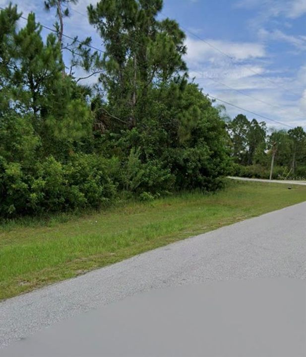 En Venta: $29,900 (0.24 acres)