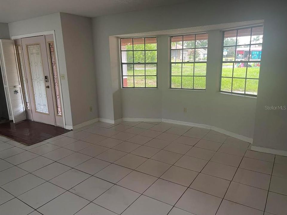For Sale: $795,000 (4 beds, 2 baths, 2534 Square Feet)