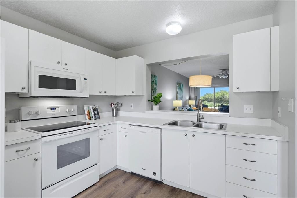 En Venta: $235,000 (2 camas, 2 baños, 1106 Pies cuadrados)