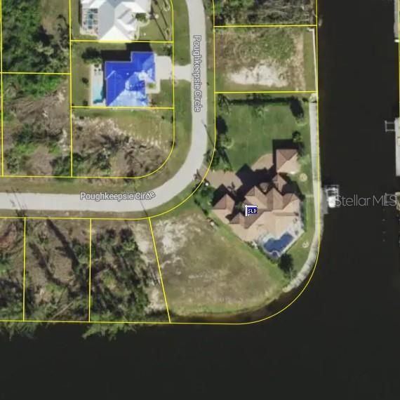 На продажу: $48,125 (0.23 acres)