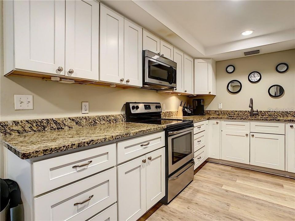На продажу: $499,000 (5 спален, 3 ванн, 1775 Квадратных фут)