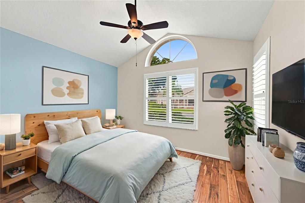For Sale: $265,000 (2 beds, 2 baths, 1164 Square Feet)
