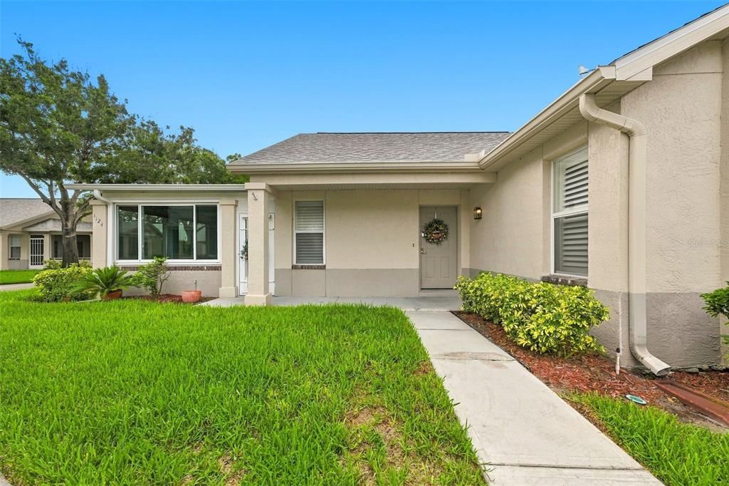 For Sale: $265,000 (2 beds, 2 baths, 1164 Square Feet)