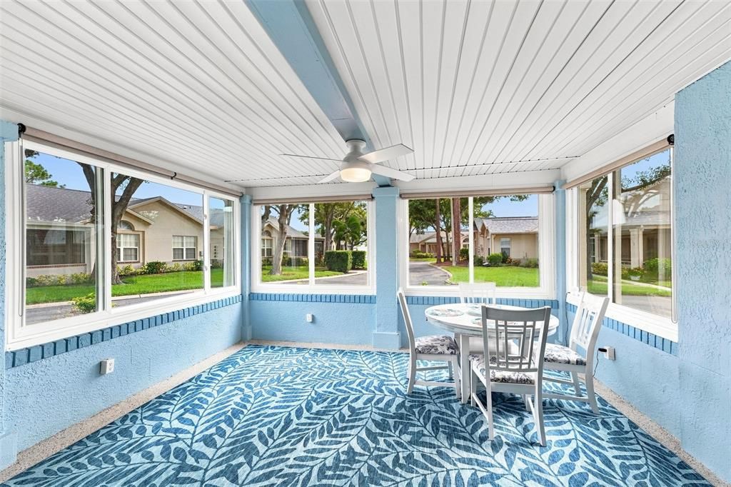 For Sale: $265,000 (2 beds, 2 baths, 1164 Square Feet)