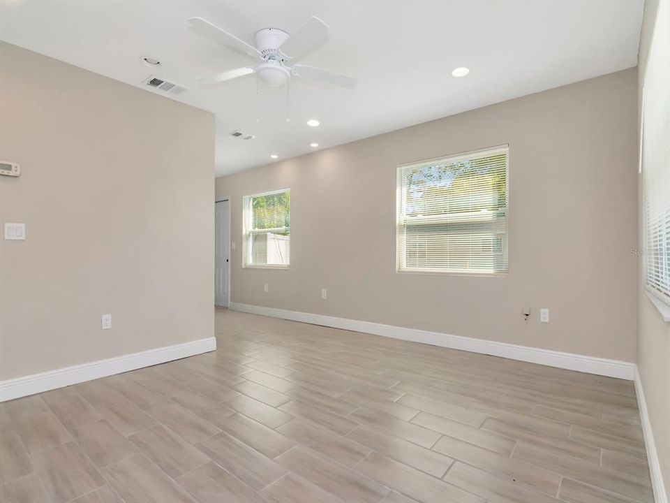 For Sale: $599,900 (6 beds, 0 baths, 2036 Square Feet)
