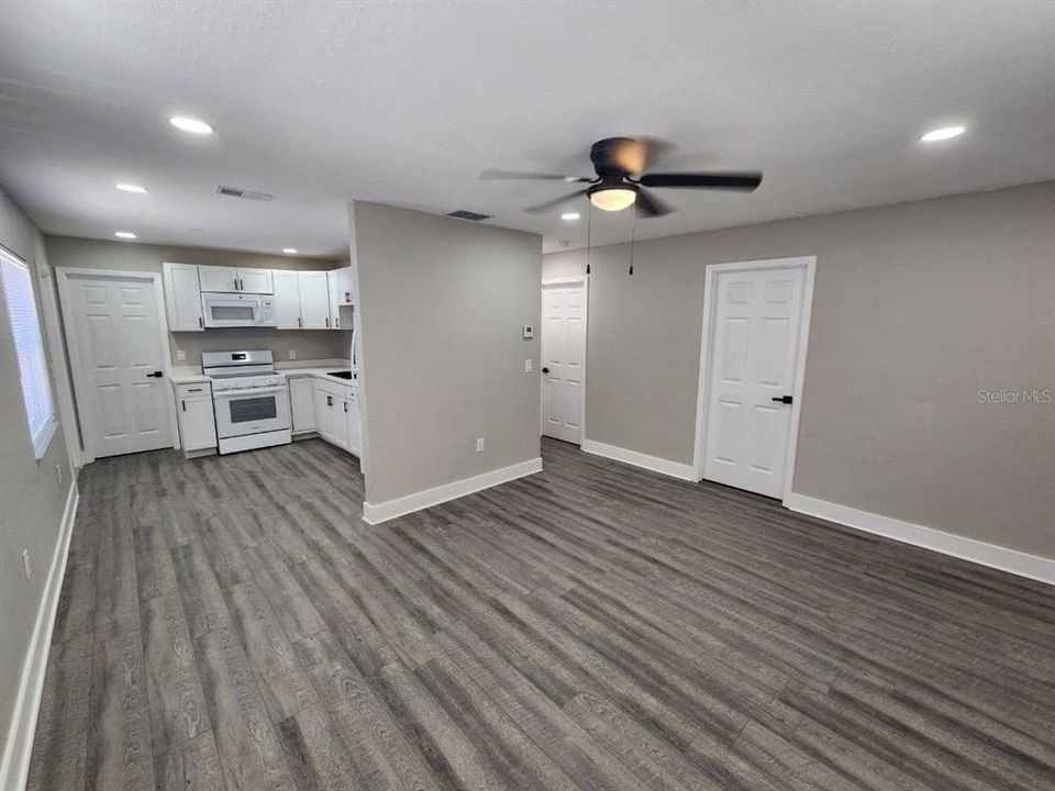 For Sale: $599,900 (6 beds, 0 baths, 2036 Square Feet)