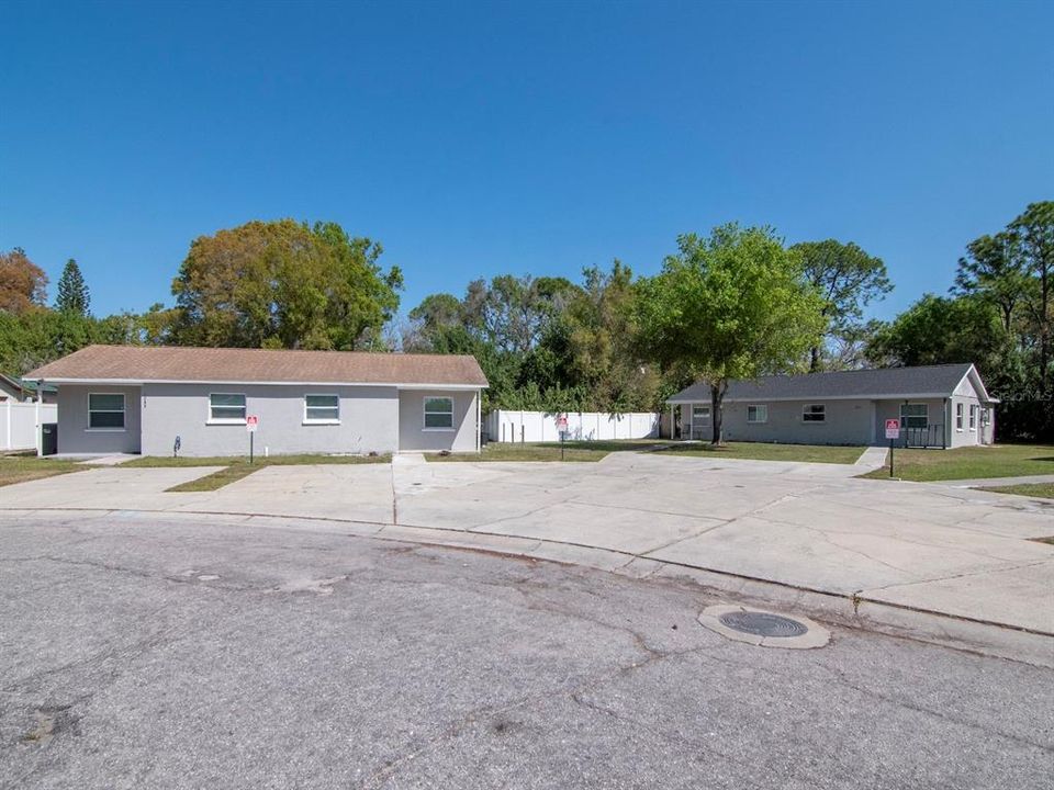 For Sale: $599,900 (6 beds, 0 baths, 2036 Square Feet)