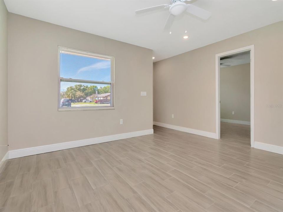 For Sale: $599,900 (6 beds, 0 baths, 2036 Square Feet)