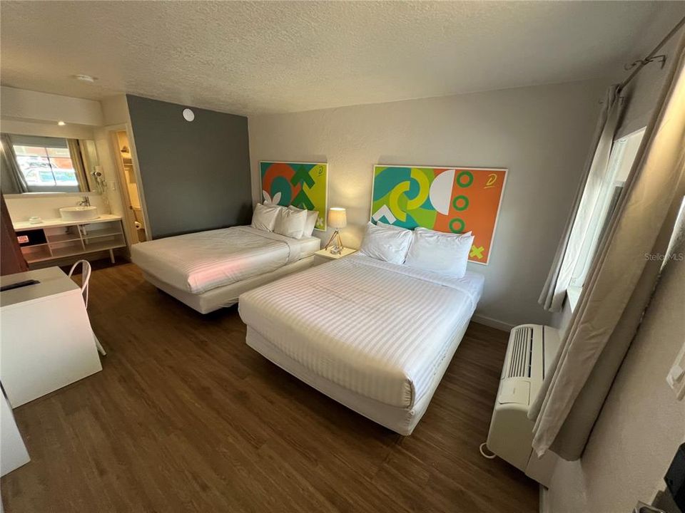 En Venta: $64,900 (0 camas, 1 baños, 231 Pies cuadrados)