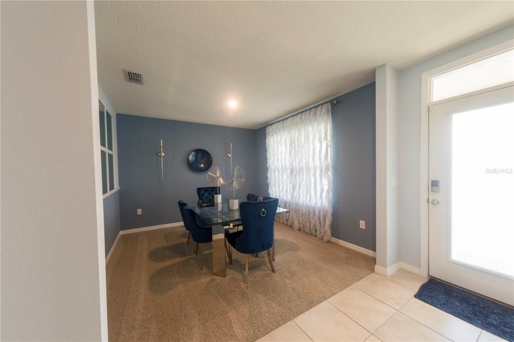 Activo con contrato: $490,000 (5 camas, 3 baños, 2626 Pies cuadrados)