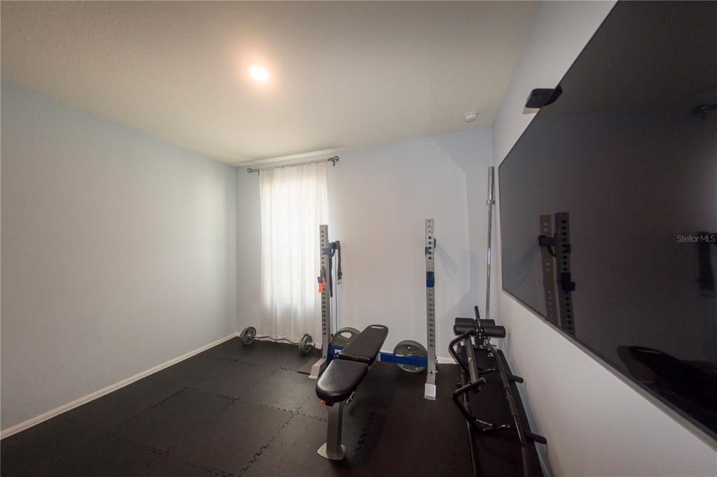 Activo con contrato: $490,000 (5 camas, 3 baños, 2626 Pies cuadrados)