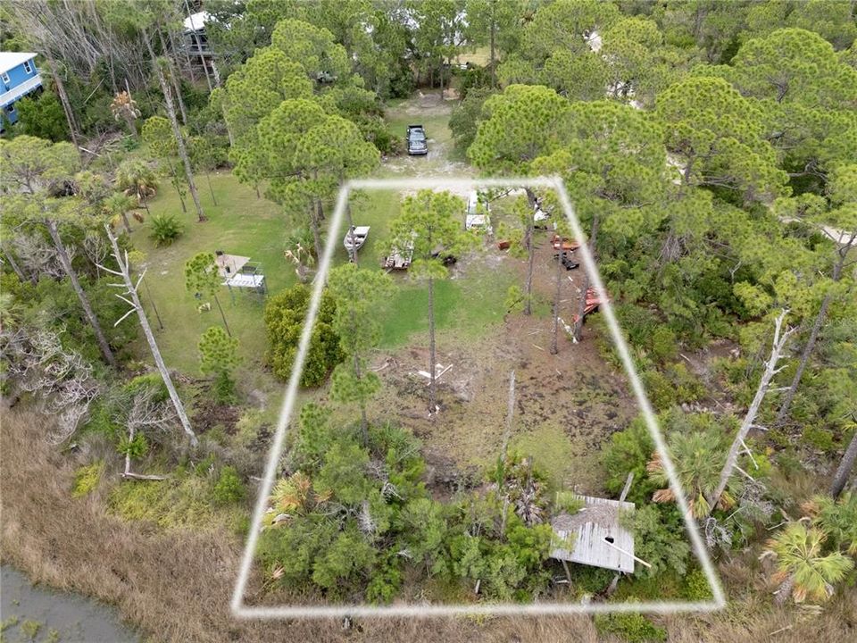 En Venta: $40,000 (0.25 acres)