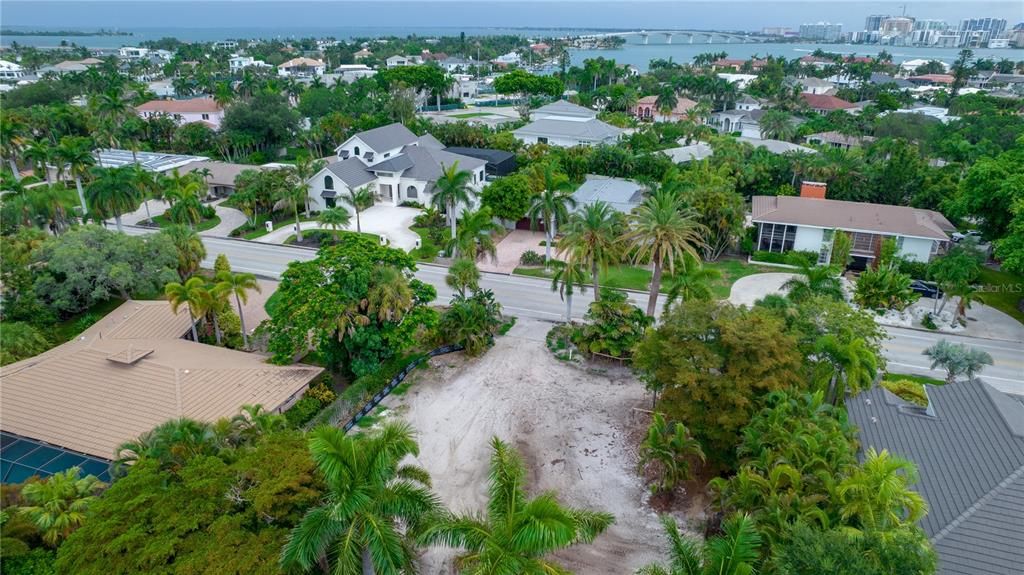 For Sale: $1,550,000 (0.28 acres)