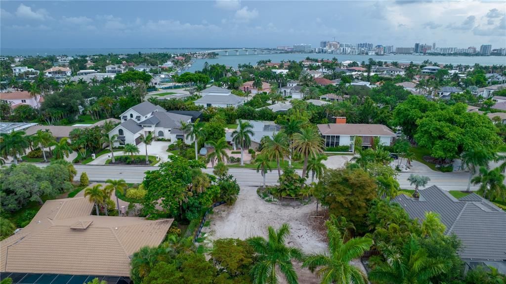 For Sale: $1,550,000 (0.28 acres)