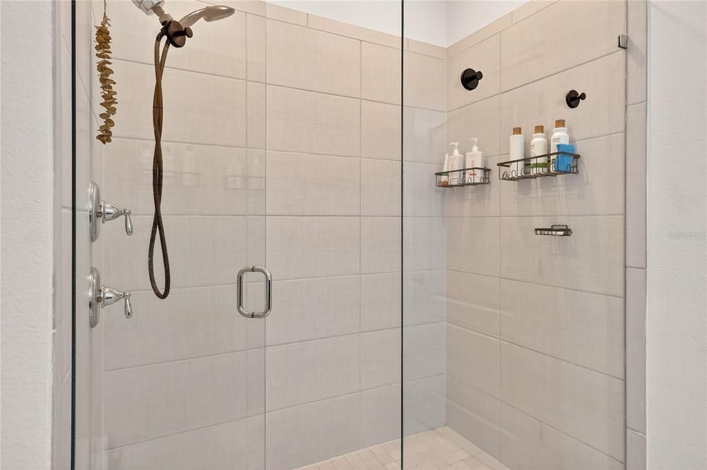 В аренду: $3,200 (4 спален, 3 ванн, 2142 Квадратных фут)