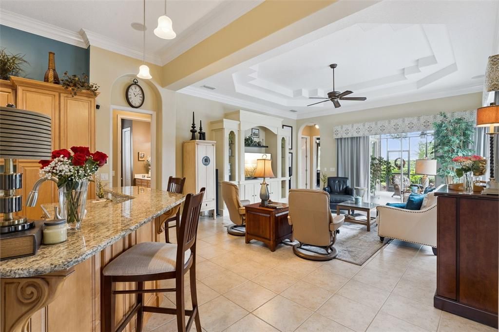 : $625,000 (3 спален, 3 ванн, 2402 Квадратных фут)
