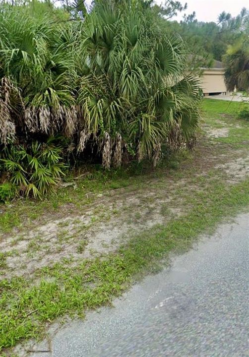 En Venta: $21,900 (0.23 acres)