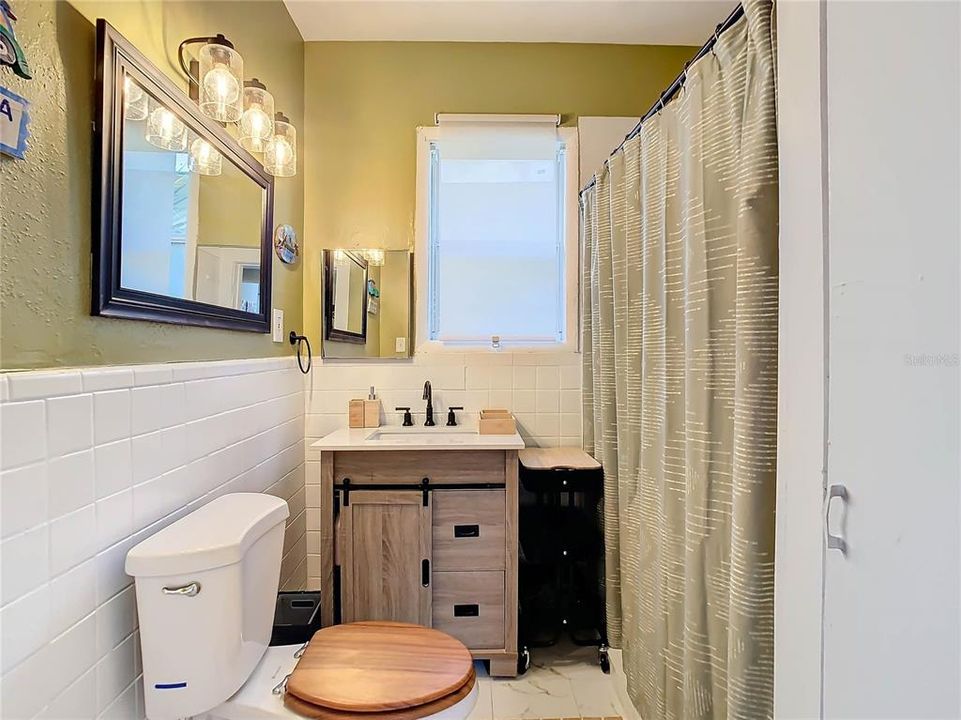 В аренду: $2,250 (3 спален, 2 ванн, 1092 Квадратных фут)