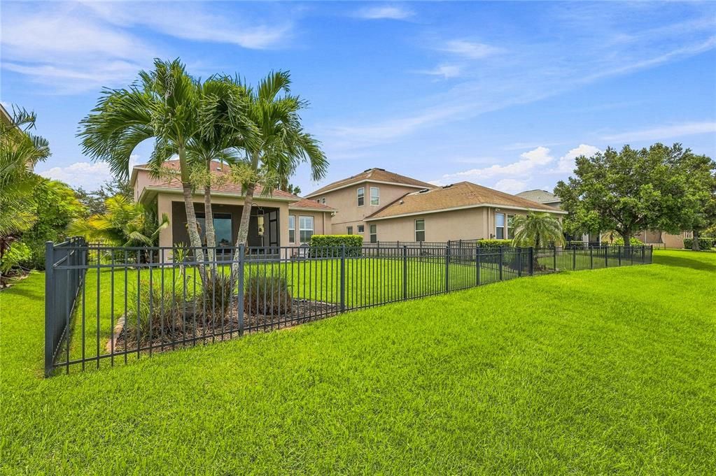 For Sale: $529,000 (3 beds, 2 baths, 2139 Square Feet)