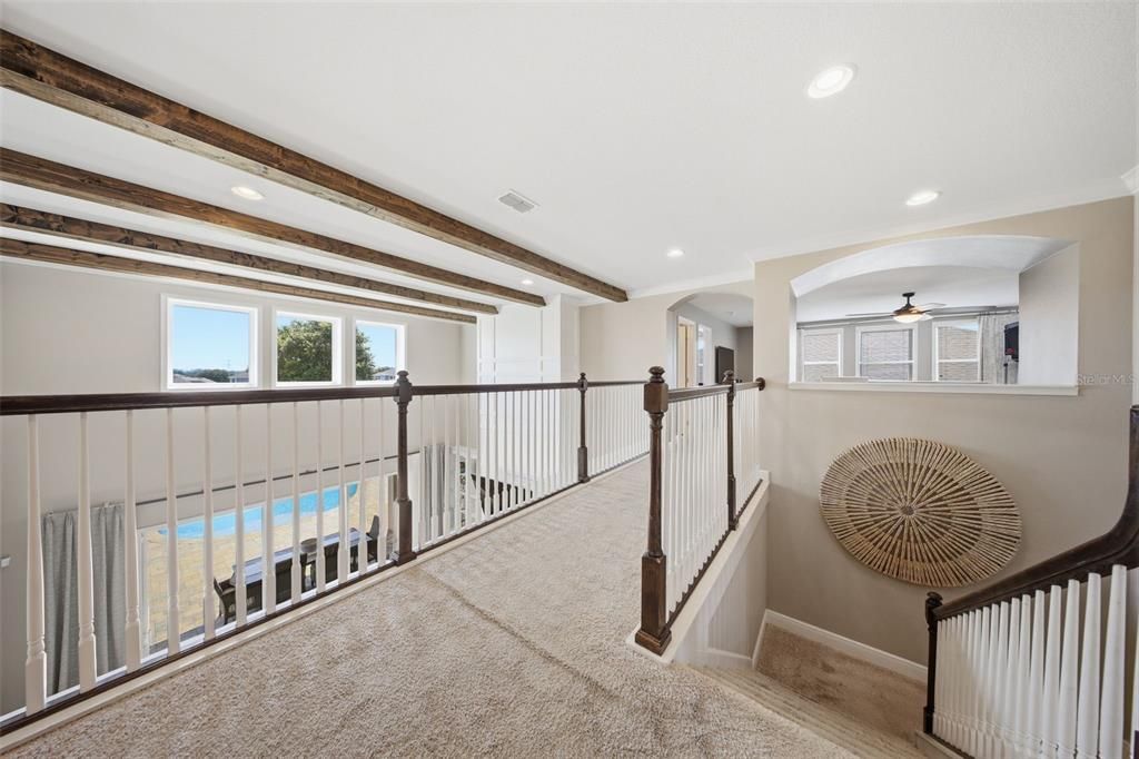En Venta: $1,250,000 (4 camas, 3 baños, 3941 Pies cuadrados)