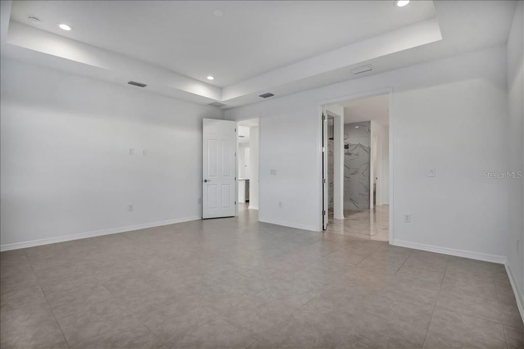 На продажу: $999,000 (5 спален, 4 ванн, 3807 Квадратных фут)