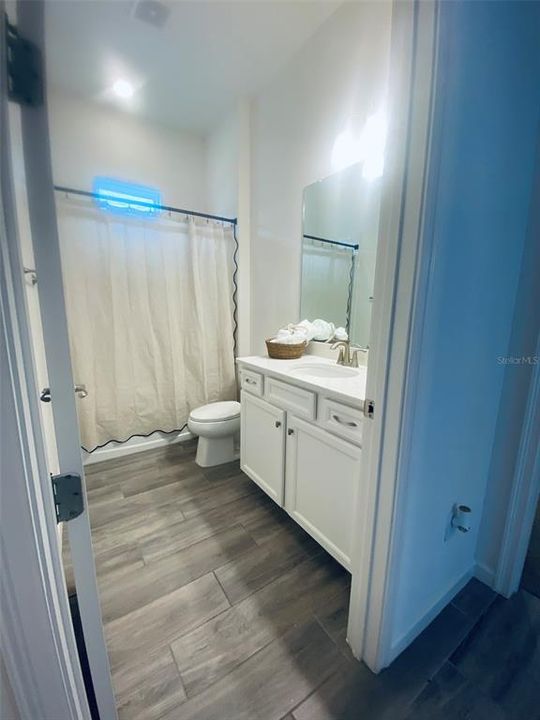 В аренду: $3,150 (3 спален, 2 ванн, 1806 Квадратных фут)