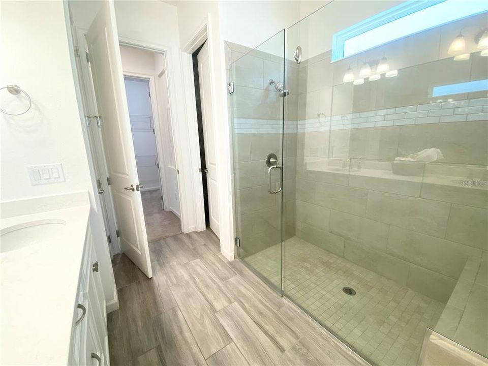 В аренду: $3,150 (3 спален, 2 ванн, 1806 Квадратных фут)