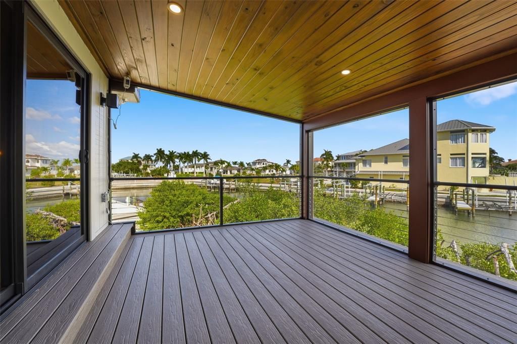 For Sale: $2,550,000 (3 beds, 5 baths, 3380 Square Feet)