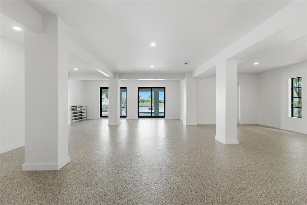 For Sale: $2,550,000 (3 beds, 5 baths, 3380 Square Feet)