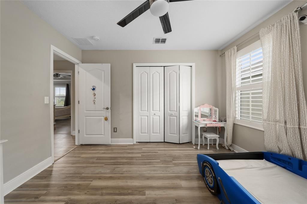 For Sale: $499,900 (3 beds, 2 baths, 2190 Square Feet)