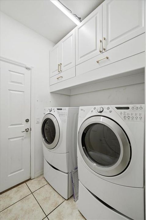 На продажу: $199,500 (2 спален, 2 ванн, 1495 Квадратных фут)