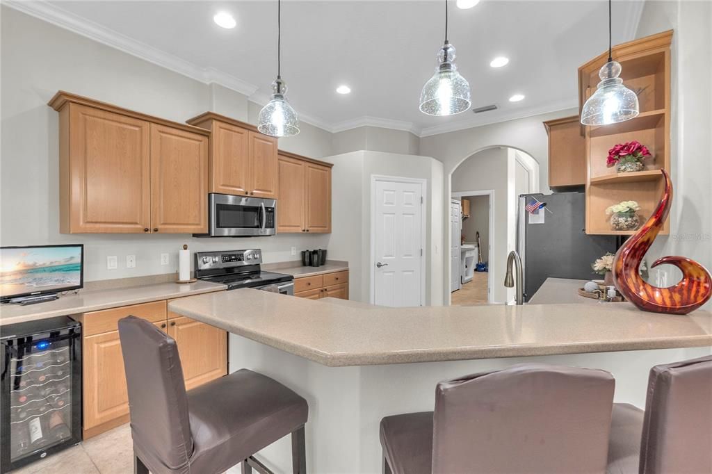En Venta: $699,000 (3 camas, 3 baños, 2567 Pies cuadrados)