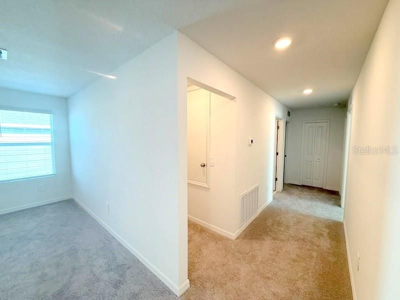 В аренду: $2,700 (6 спален, 3 ванн, 2463 Квадратных фут)