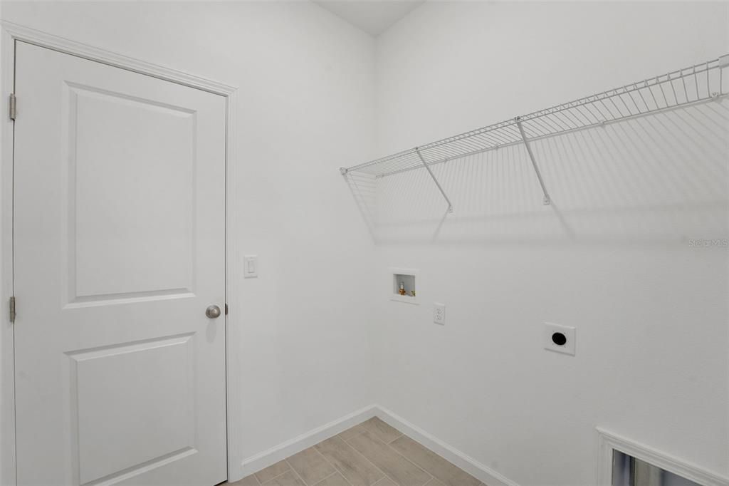 En Venta: $274,990 (3 camas, 2 baños, 1407 Pies cuadrados)