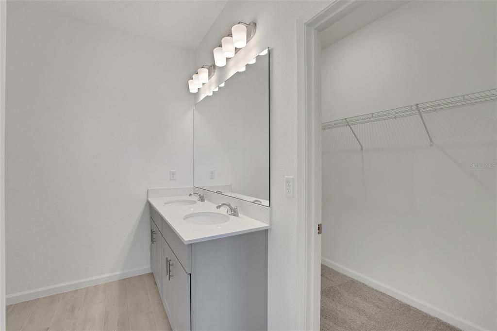 En Venta: $274,990 (3 camas, 2 baños, 1407 Pies cuadrados)