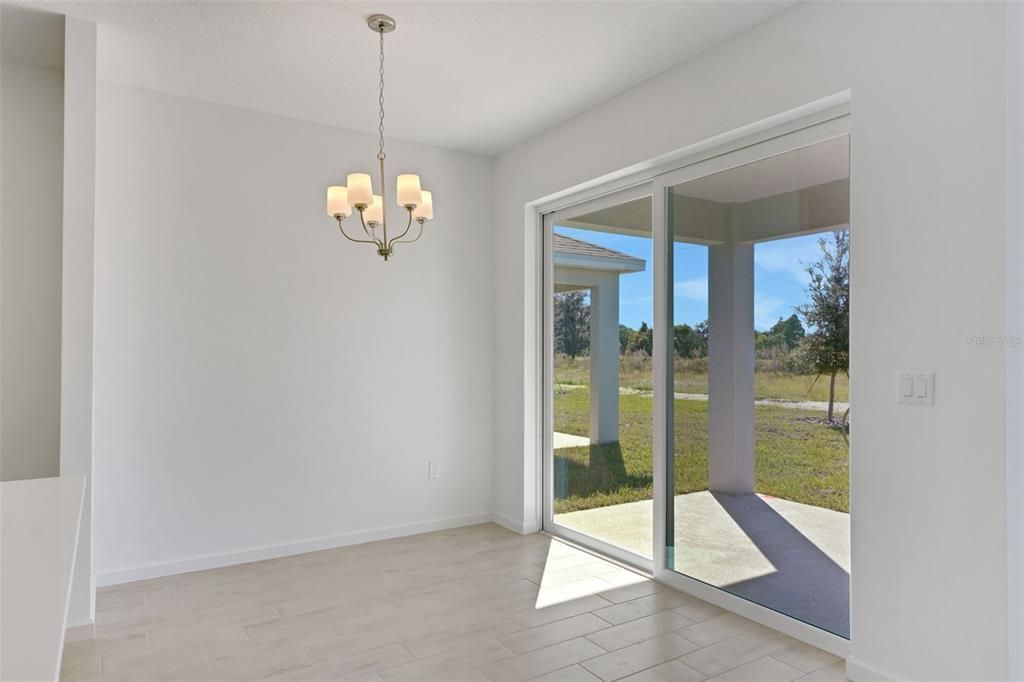 En Venta: $274,990 (3 camas, 2 baños, 1407 Pies cuadrados)