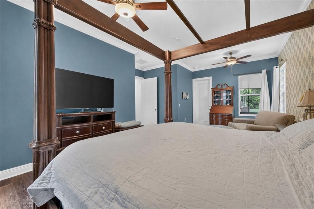 En Venta: $949,000 (4 camas, 3 baños, 3264 Pies cuadrados)