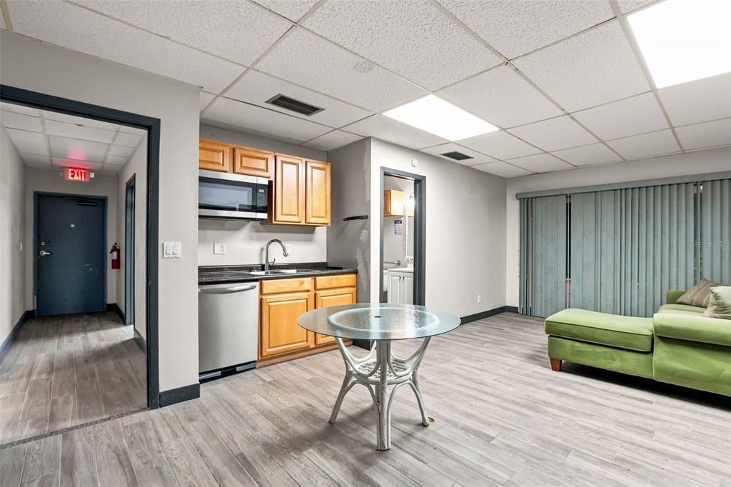 For Sale: $1,100,000 (0 beds, 0 baths, 4665 Square Feet)
