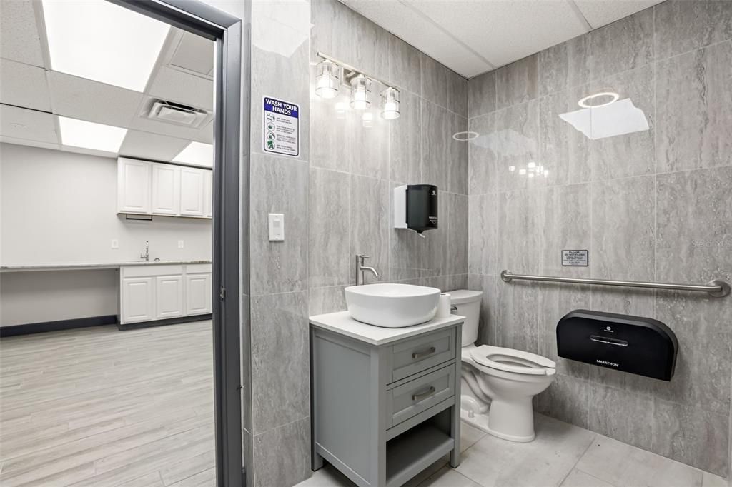 For Sale: $1,100,000 (0 beds, 0 baths, 4665 Square Feet)