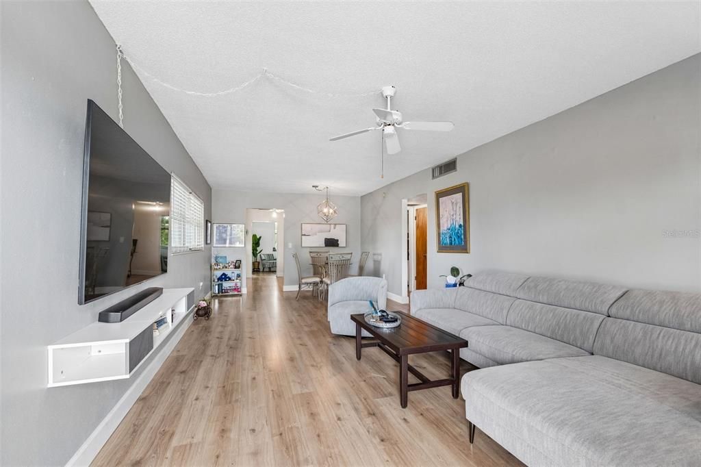 En Venta: $112,000 (2 camas, 2 baños, 1030 Pies cuadrados)
