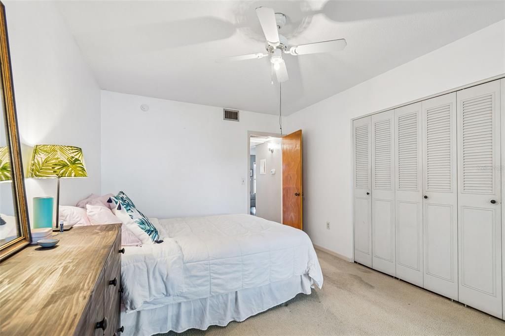 En Venta: $112,000 (2 camas, 2 baños, 1030 Pies cuadrados)