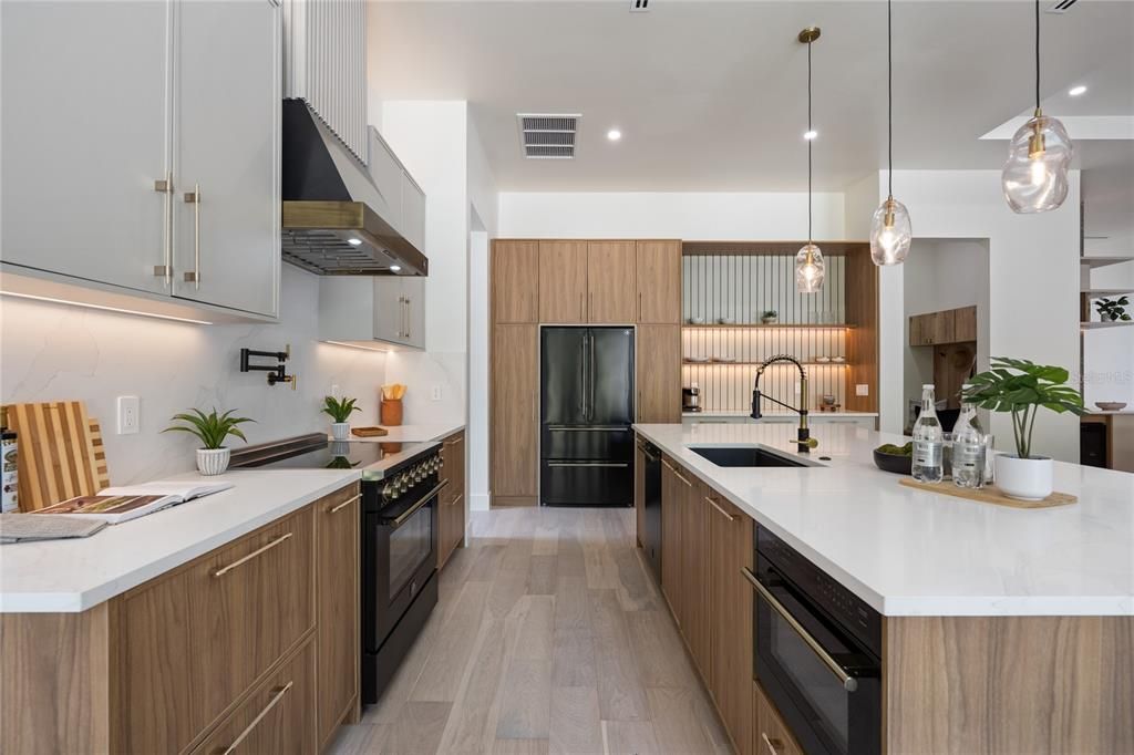 En Venta: $2,099,990 (4 camas, 3 baños, 3330 Pies cuadrados)