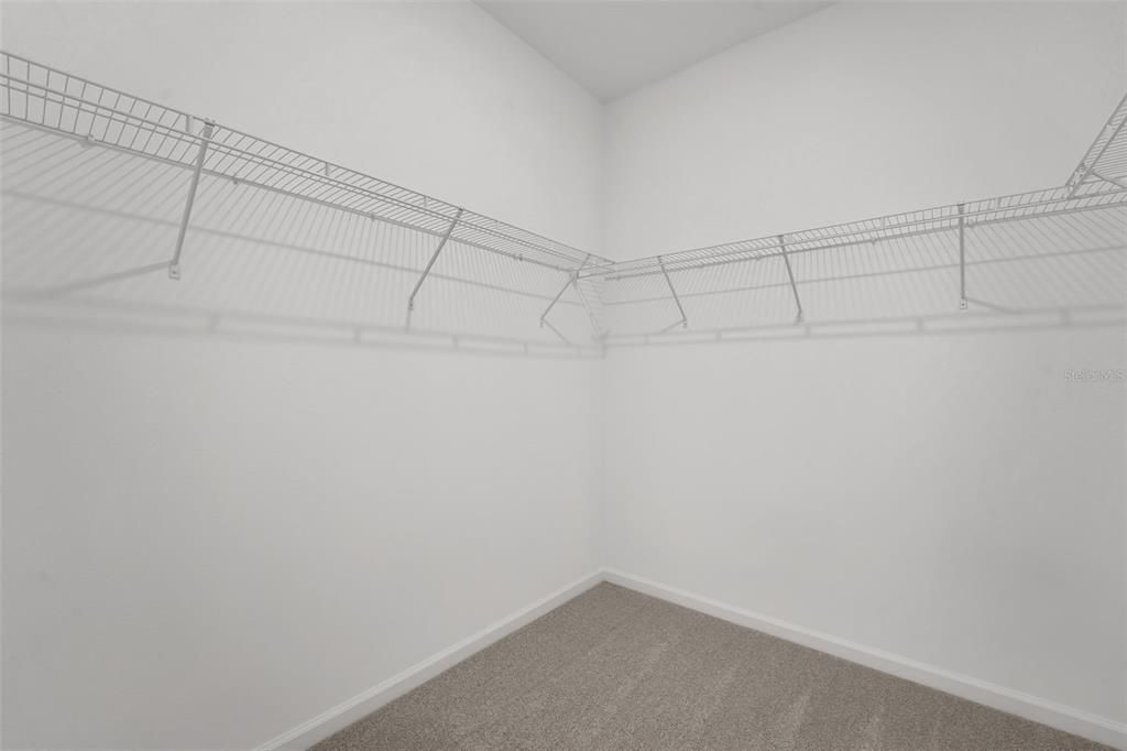 En Venta: $319,990 (4 camas, 3 baños, 2110 Pies cuadrados)