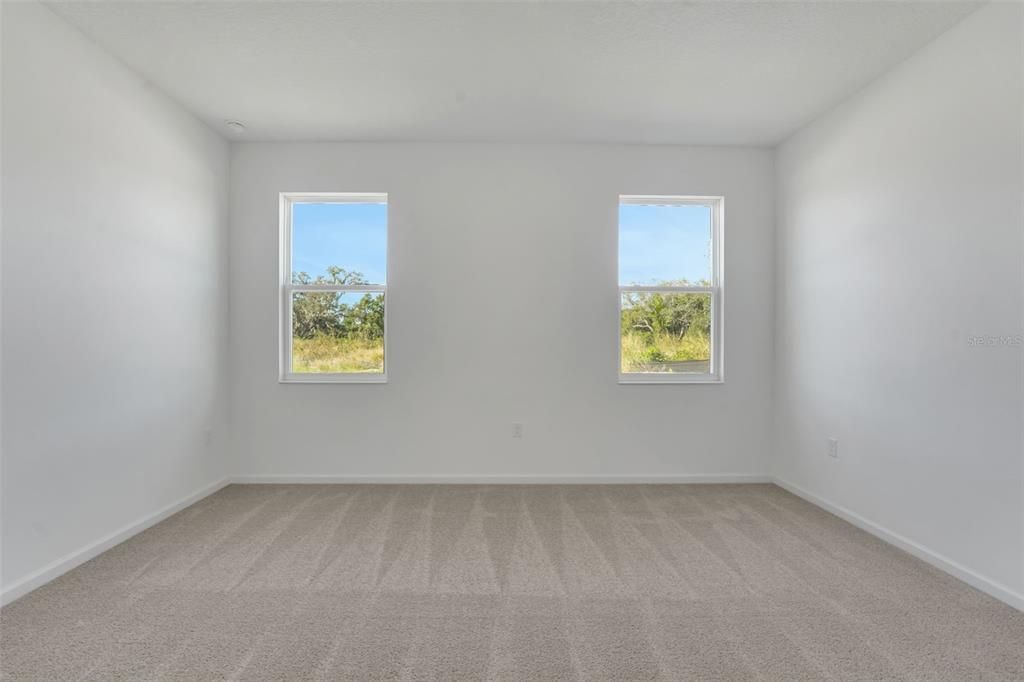 En Venta: $319,990 (4 camas, 3 baños, 2110 Pies cuadrados)