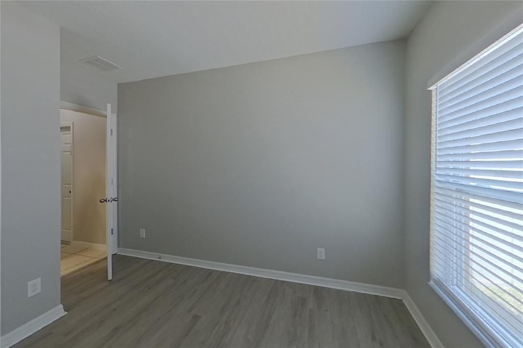 В аренду: $2,399 (4 спален, 2 ванн, 1820 Квадратных фут)