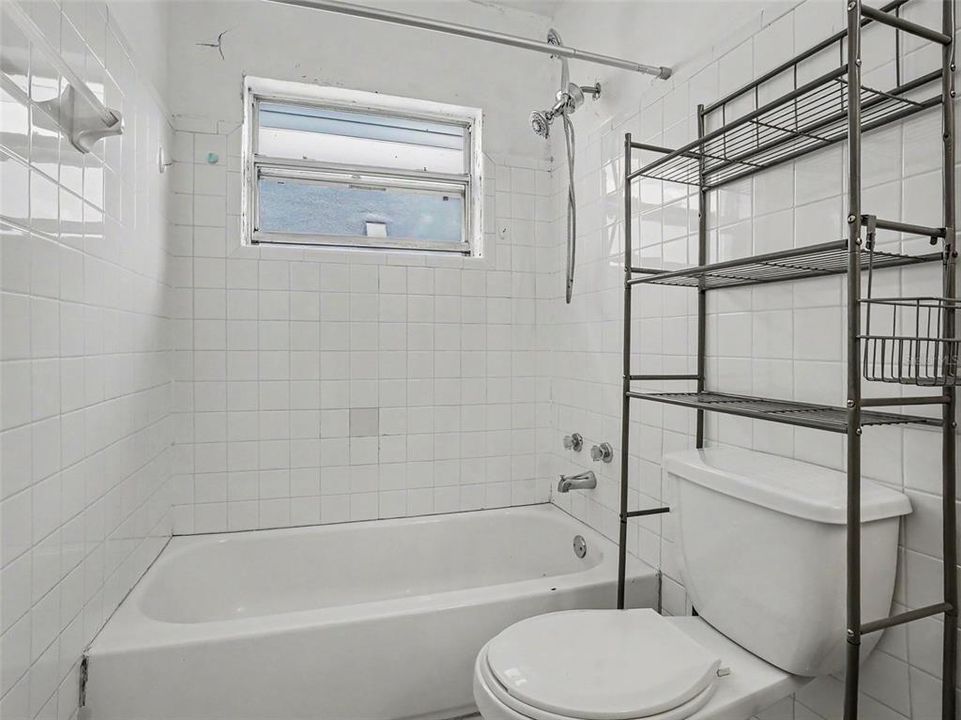 En Venta: $499,000 (3 camas, 1 baños, 950 Pies cuadrados)