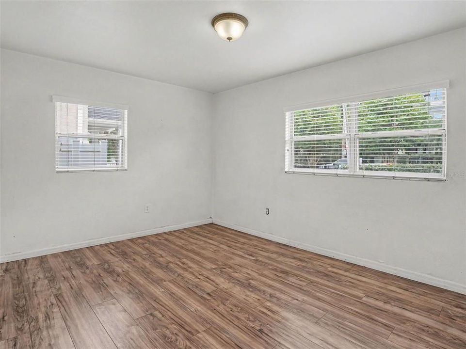 En Venta: $499,000 (3 camas, 1 baños, 950 Pies cuadrados)