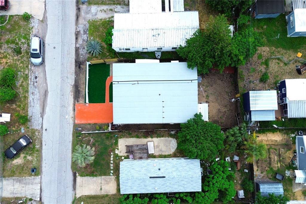 For Sale: $99,990 (3 beds, 2 baths, 1100 Square Feet)