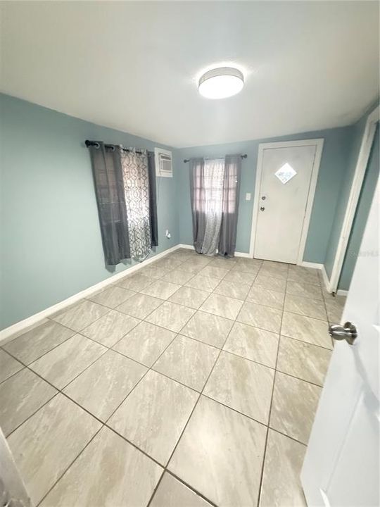 En Venta: $99,990 (3 camas, 2 baños, 1100 Pies cuadrados)